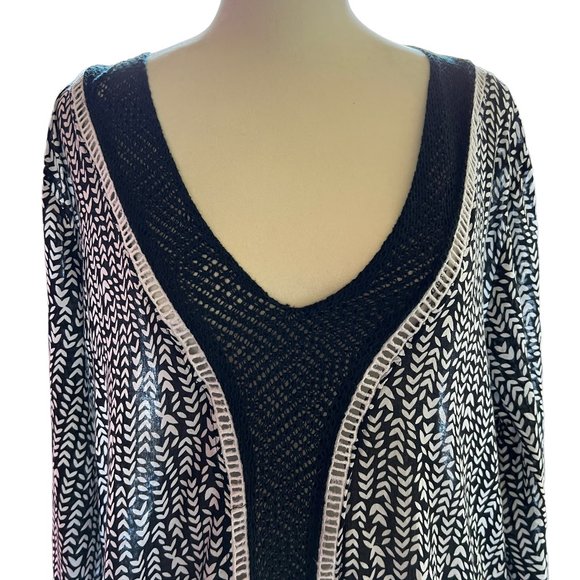 LA BLANCA Black & White Coverup with Crochet Trim Size Medium - Picture 6 of 11